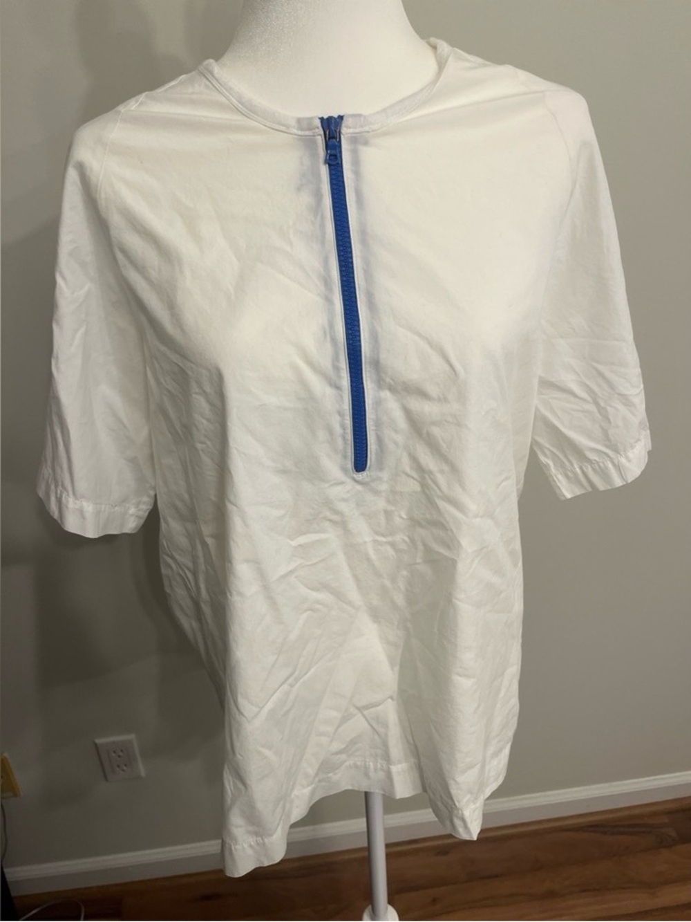 Women's White Short-Sleeve Tee with Blue Zip Detail